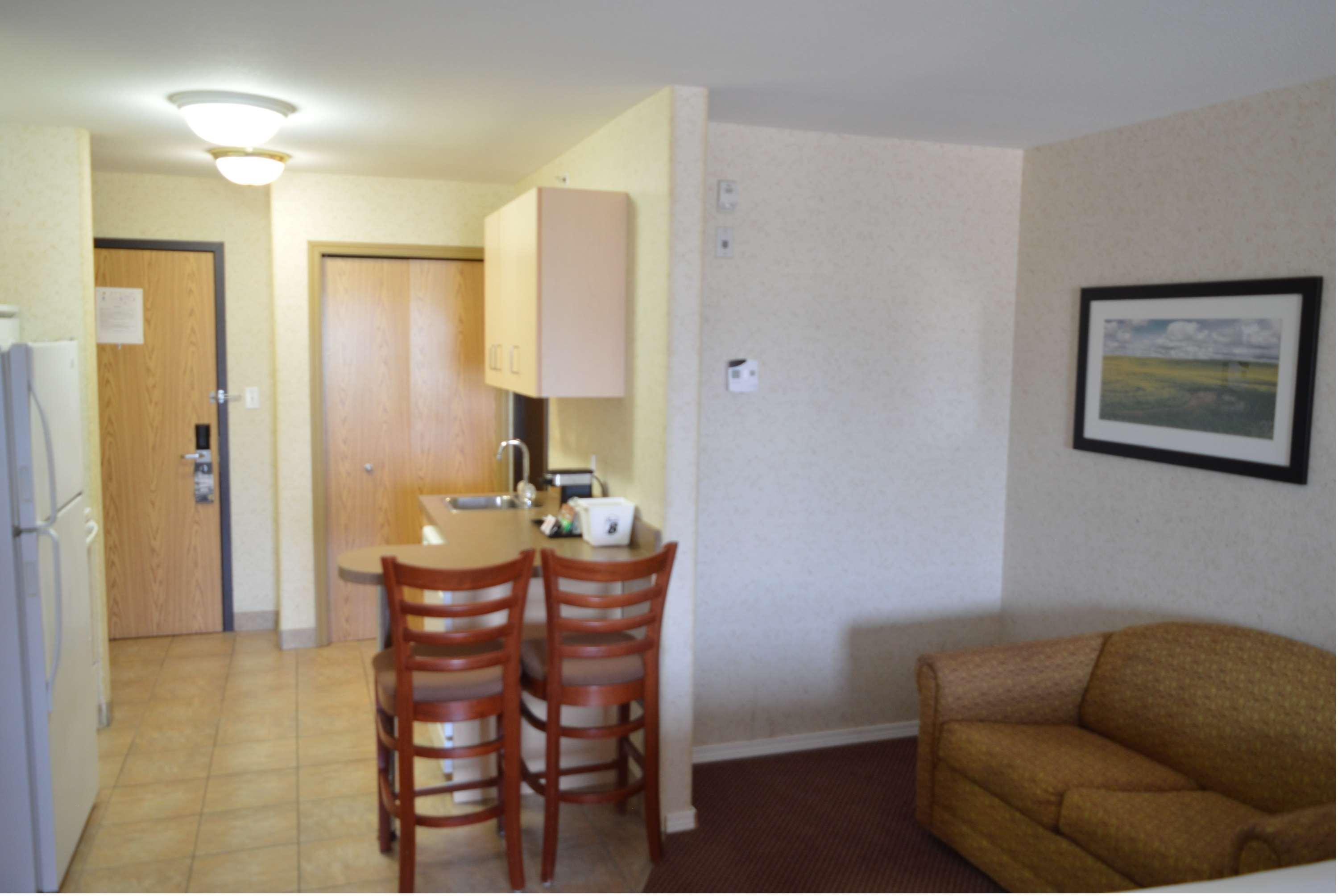 Super 8 By Wyndham Grande Prairie Hotel Eksteriør billede