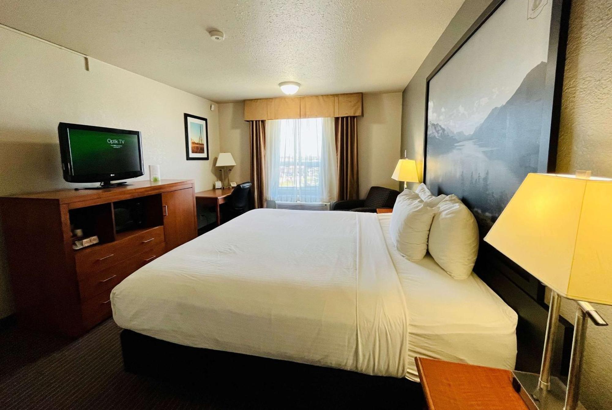 Super 8 By Wyndham Grande Prairie Hotel Eksteriør billede