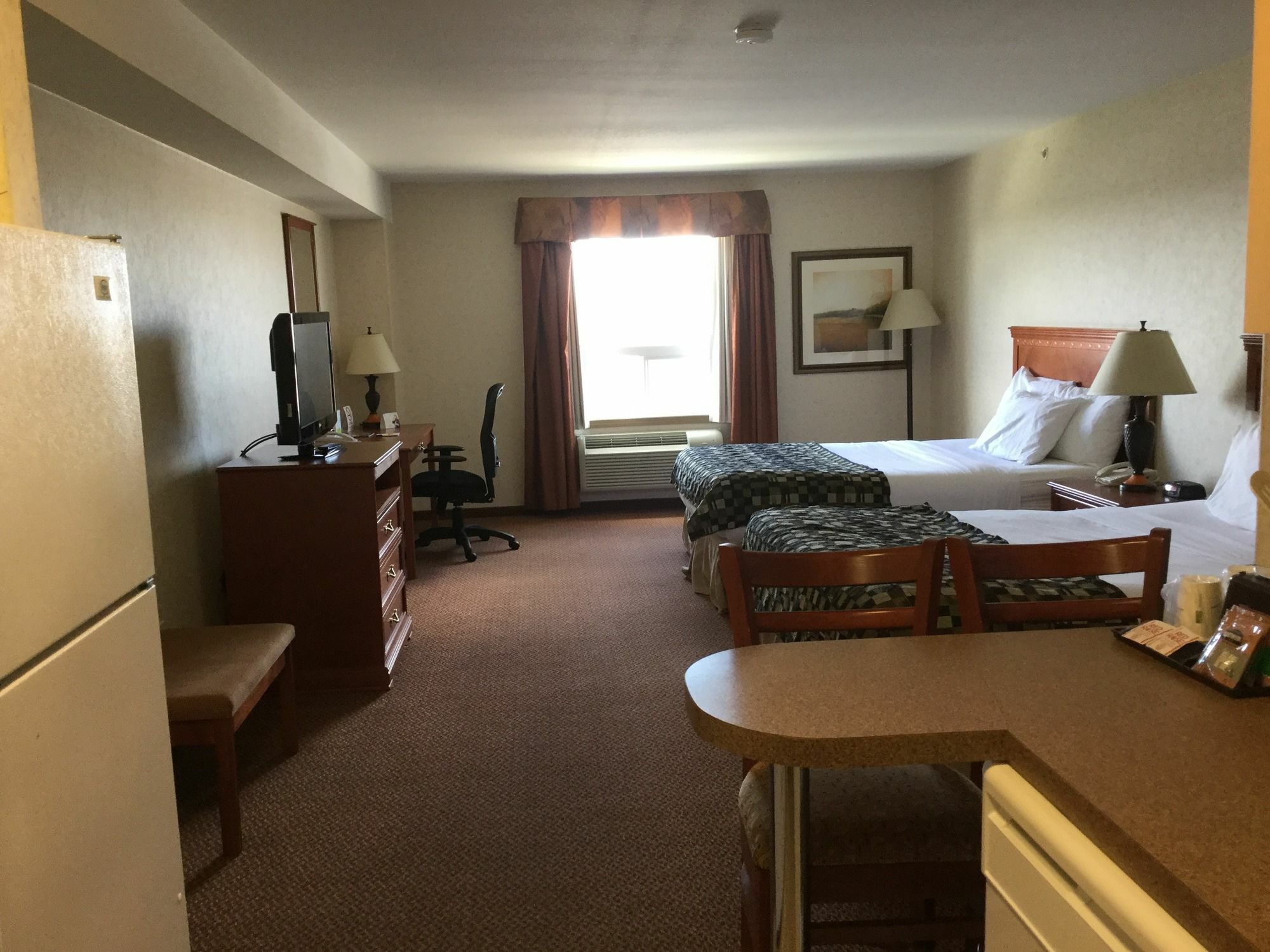 Super 8 By Wyndham Grande Prairie Hotel Eksteriør billede